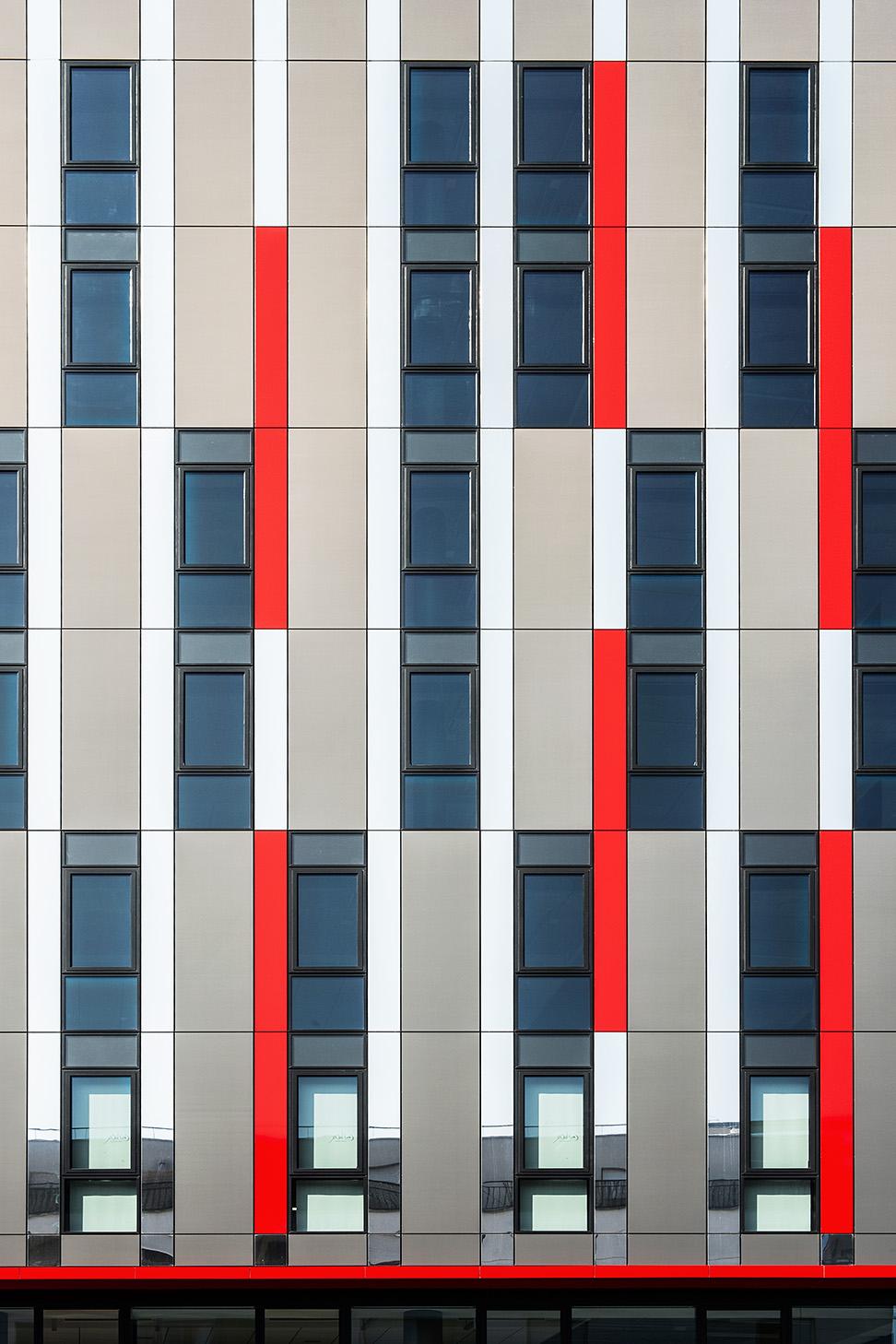 @Work©LaurentDesmoulins